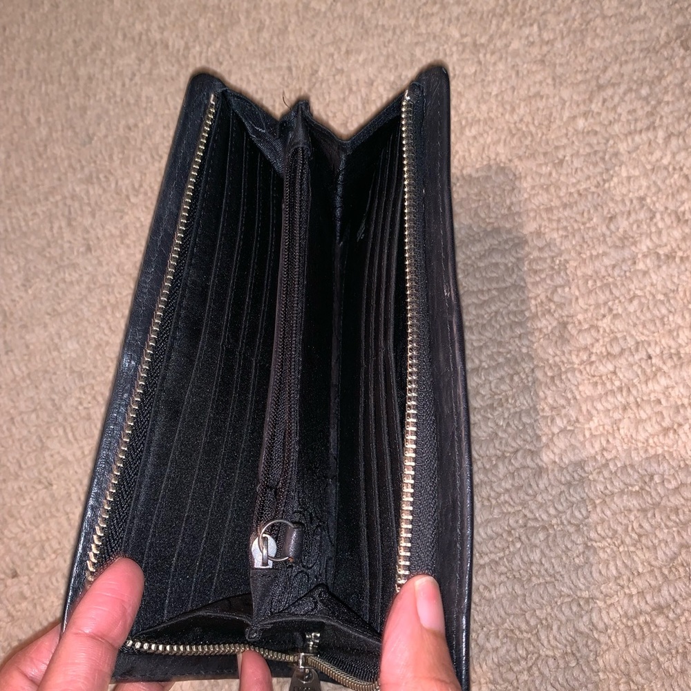 Fossil Zippered Wallet - image 3